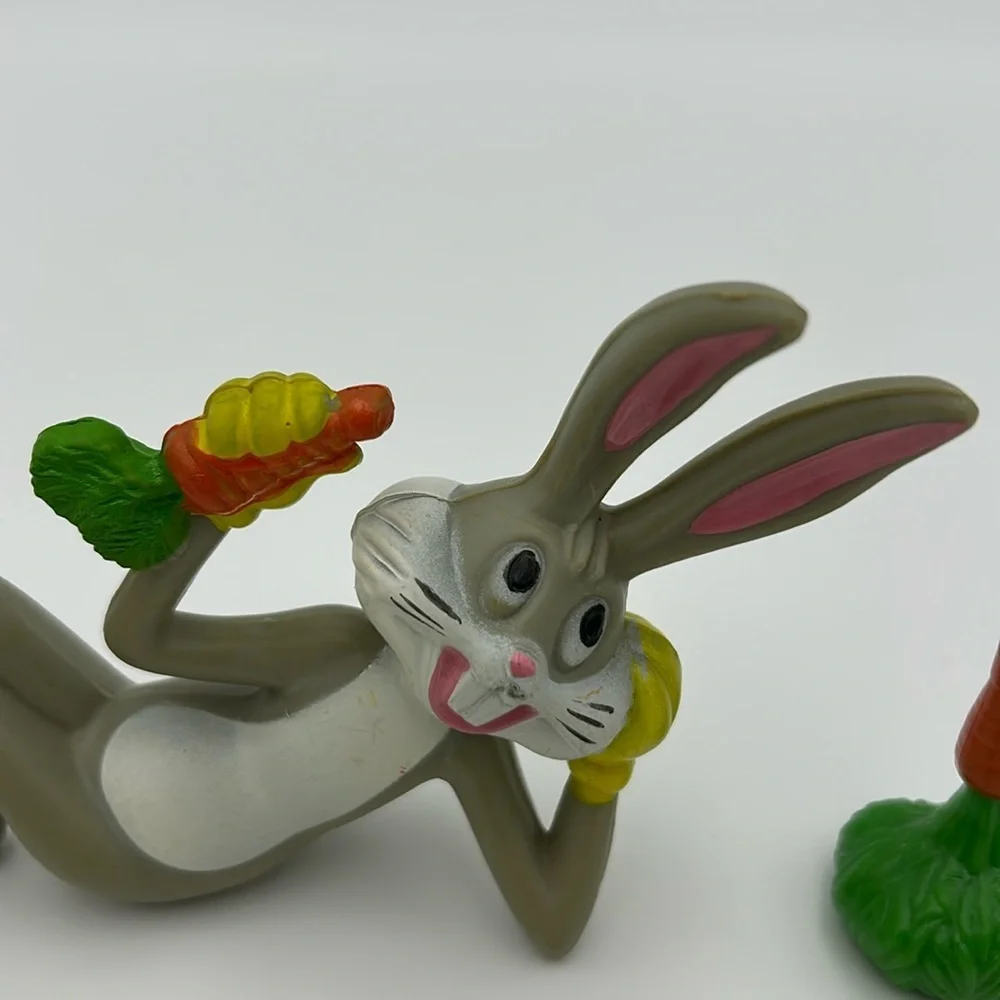 Vintage 1978 Warber Bros Wilton Cake Topper Bugs Bunny Carrots Candle Holders